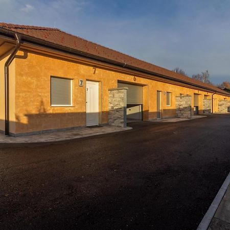 Motel Atos Bungalovi Nova Topola Exteriér fotografie