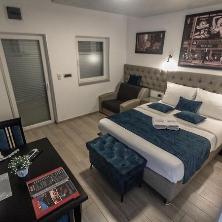 Motel Atos Bungalovi Nova Topola Exteriér fotografie