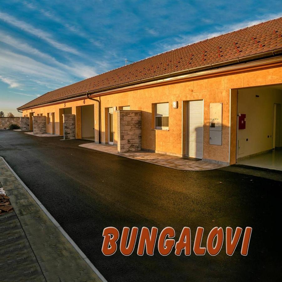 Motel Atos Bungalovi Nova Topola Exteriér fotografie